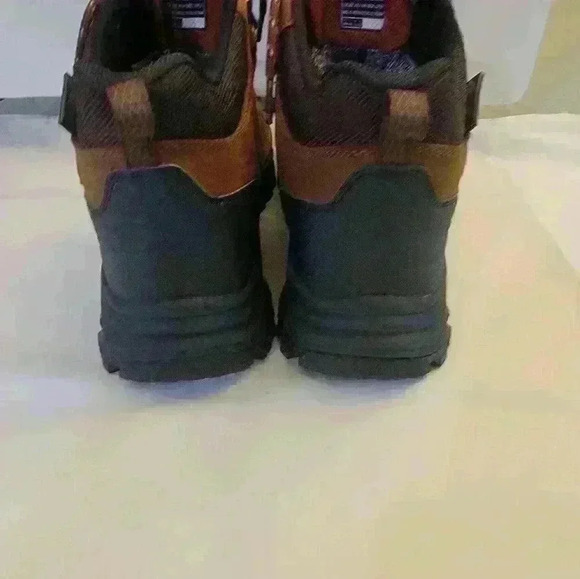 Skechers Outdoor Waterproof,Relaxed Fit Boots. Men's size 9 - Picture 6 of 12